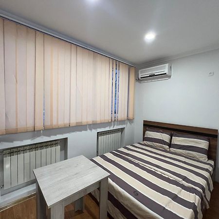 Pushkiin Hotel Yerevan Ngoại thất bức ảnh