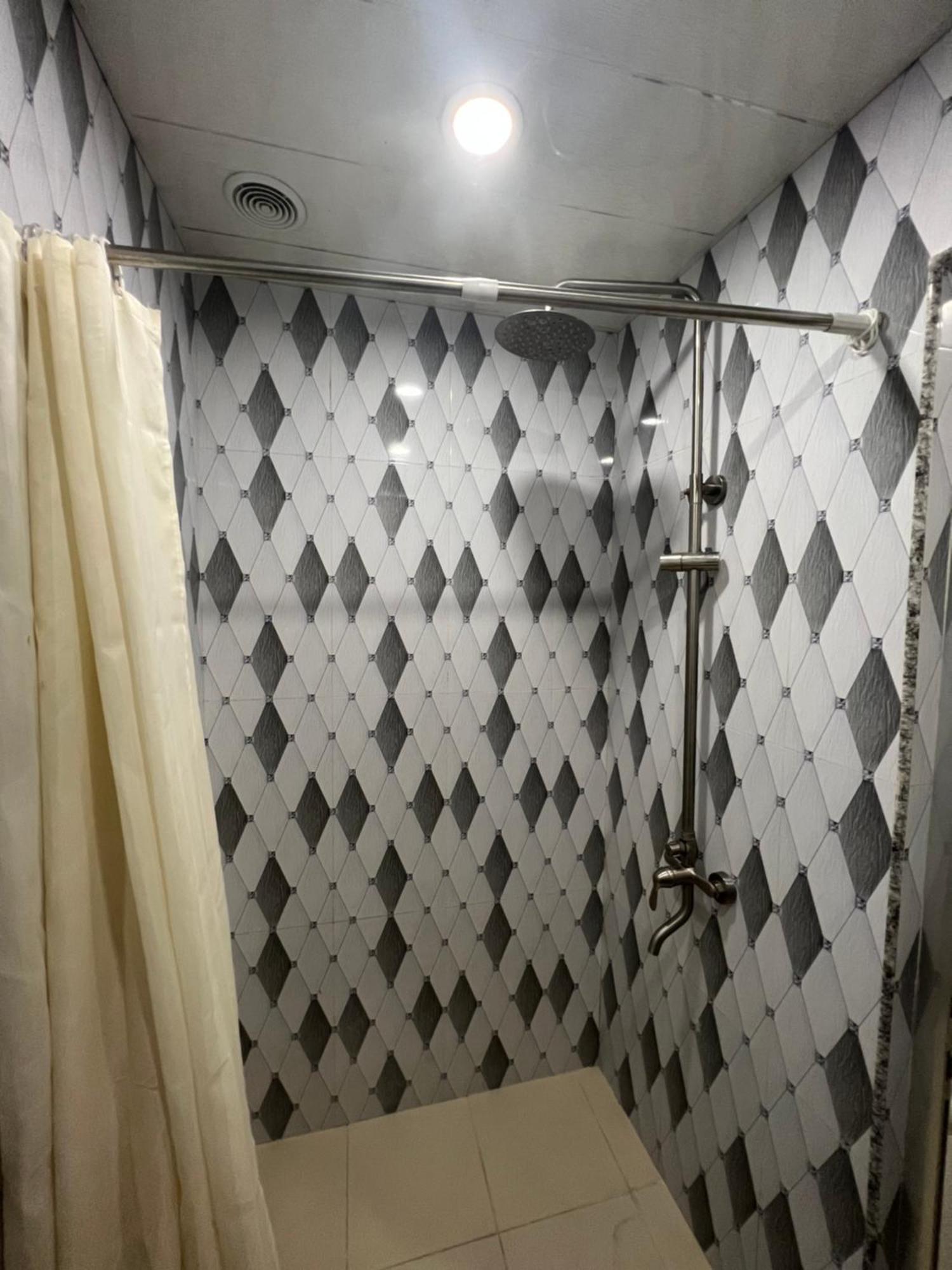 Pushkiin Hotel Yerevan Ngoại thất bức ảnh